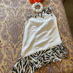 Rubie's Costume Co Wilma Flinstone Adult Halloween Costume - Size Medium